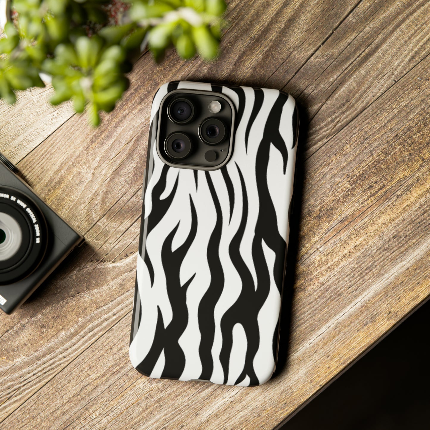 Black and White Camouflaged: 46-Tough Case iPhone series 15 14 13 12 11 X XR XS 8: Google series 7 6 5: Samsung series S23 S22 S21 S20 S10