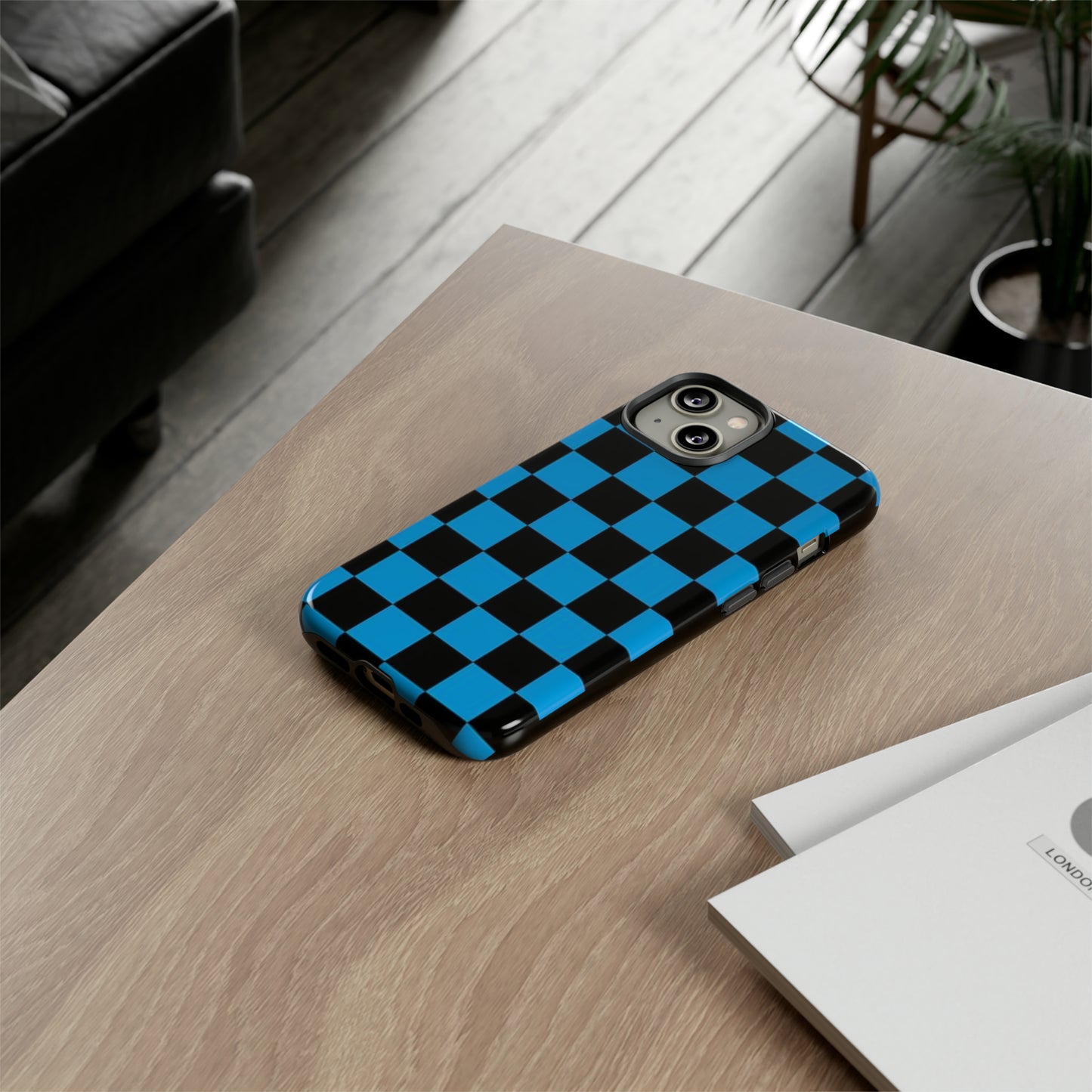 Blue and Black Checkers: 46-Tough Case iPhone series 15 14 13 12 11 X XR XS 8: Google series 7 6 5: Samsung series S23 S22 S21 S20 S10