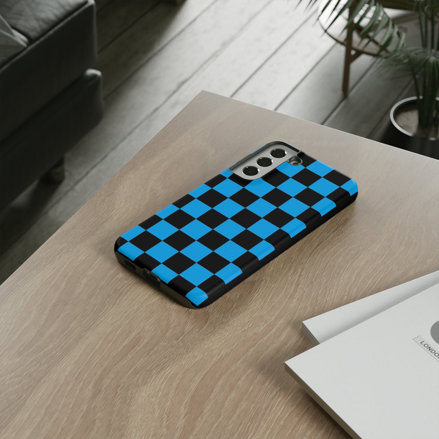 Blue and Black Checkers: 46-Tough Case iPhone series 15 14 13 12 11 X XR XS 8: Google series 7 6 5: Samsung series S23 S22 S21 S20 S10